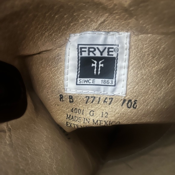 Frye pull on leather boots - Picture 3 of 3